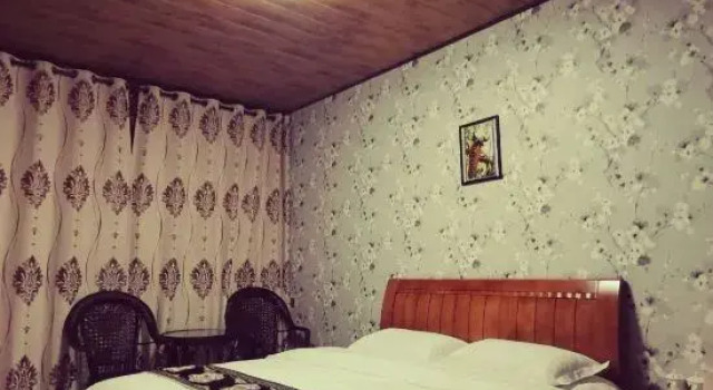 Shitu Homestay, Book Hotel Hoteller i Beijing Province med parkering, Parkering