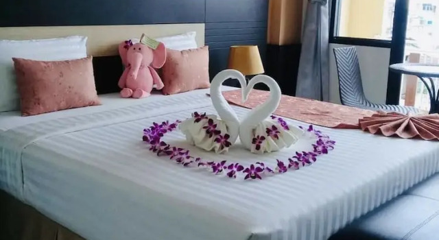 Двухместный номер Deluxe с балконом The Centris Hotel Phatthalung