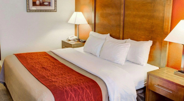 Comfort Inn & Suites North Greenfield, Prenota Hotel Hotel a Indiana con parcheggio, Parcheggio