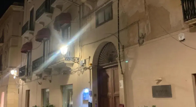 AlbaChiara Suite Rooms - City Center, Book Hotel Hotels in Sicily with Parking, Parking