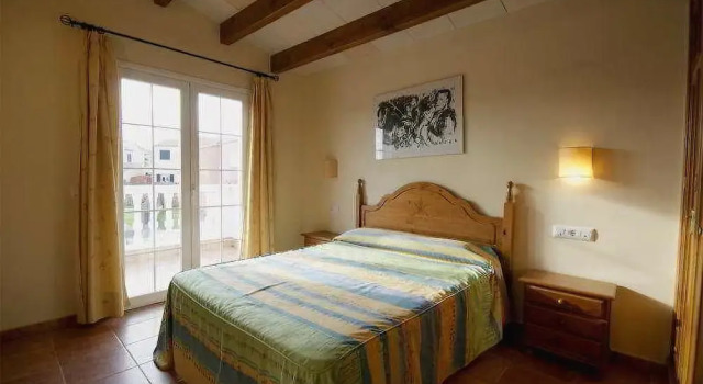 Villas Zona Cala'n Blanes, Rezerwuj Hotel Hotele w Minorka z parkingiem, Parking
