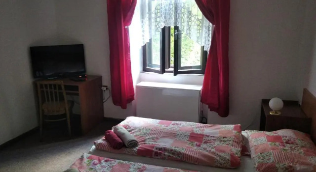 Penzion U Jezu Dobronice, Prenota Hotel Dobronice Boemia meridionale