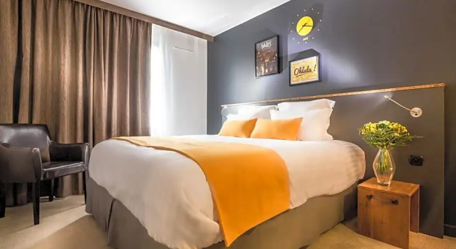 Номер Classic Best Western Plus Suitcase Paris La Défense