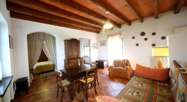 Cascina Delle Rose, Prenota Hotel Treiso Langhe