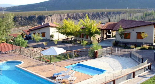 Aguilas de Piedra, Rezervați Hotel Cacheuta Mendoza