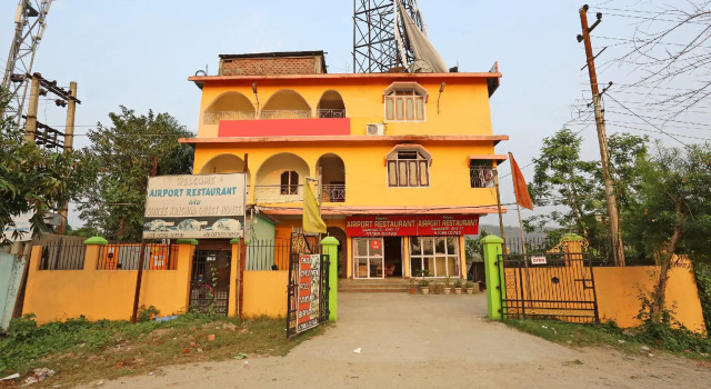 OYO Flagship 41355 Shree Krishna Guest House, Book Pension Gæstehuse i Assam, Pension