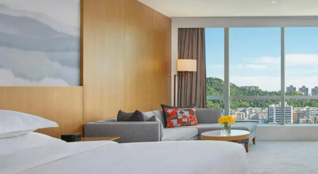 Номер Standard Crowne Plaza Zhuhai City Center by IHG
