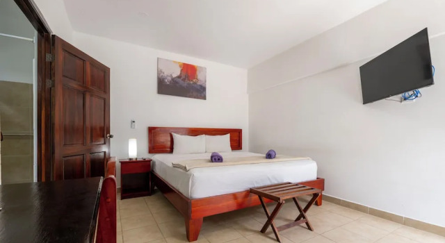Двухместный номер Standard с балконом Fuego del Sol Beachfront Hotel