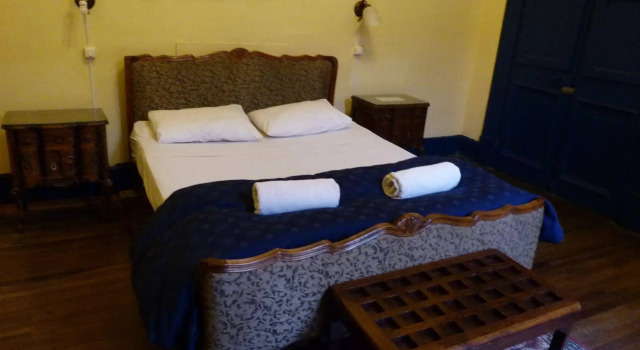 La Casa Roja Hostel