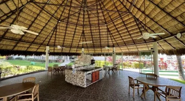 Beachfront 2 BR apartment in Playa Royale Towers in Nuevo Vallarta, MX, Забронировать Апартаменты/квартира Апартаменты Наярит, Апартаменты/квартира