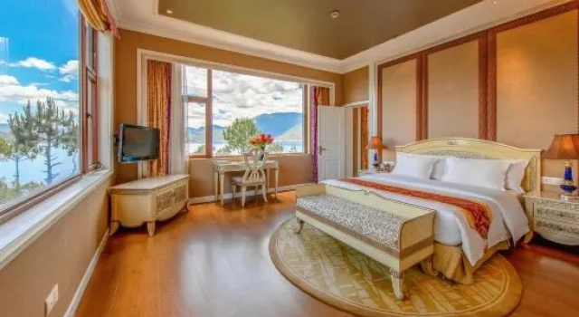 Люкс Silver Lake Island Hotel At Lugu Lake, Yunnan