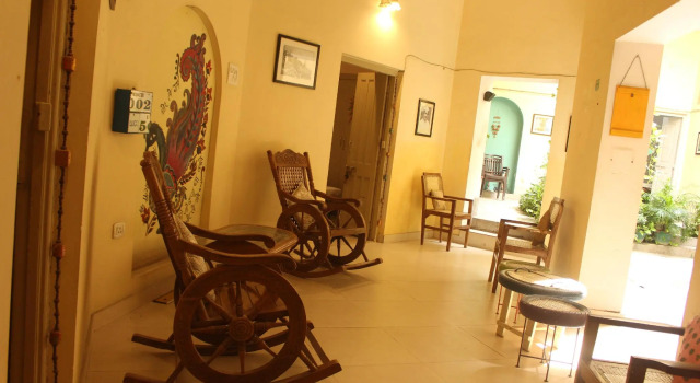 Cozy Inn, Забронировать Отель Отели Варанаси 5 звезд, рядом с Jantar Mantar Mandir, 5*