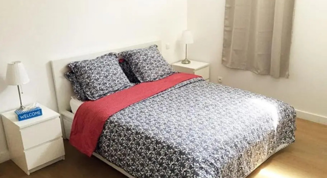 150 m² Fully Furnished Loft, Rezervovat Hotel Hotely v Wazemmes s parkováním, Parkování