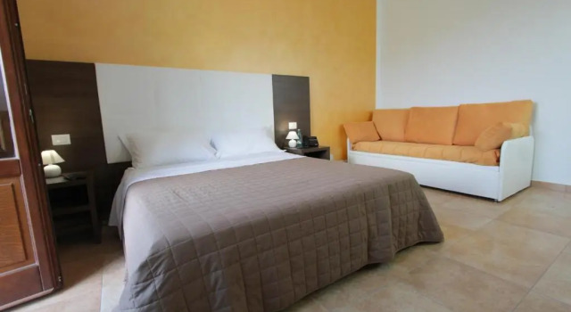 Трёхместный номер Standard с видом на море Villa Ginevra Resort Agrituristico