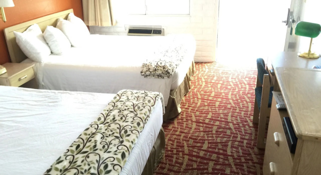 Royal Crest Motel, Prenota Motel Medford 