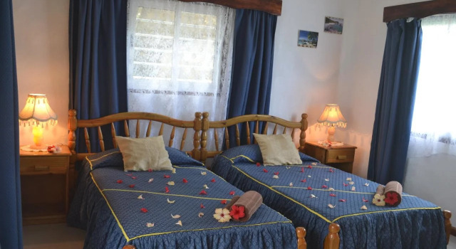 Calypha Guest House, Book Guesthouse Hotels in Mahe with Parking, Parking