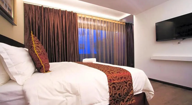 Двухместный номер Executive с балконом J Suites Hotel