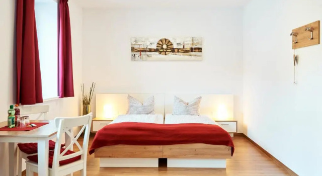 Pension Gschaider, Book Hotel Hotels in Vienna Alps with Parking, Parking