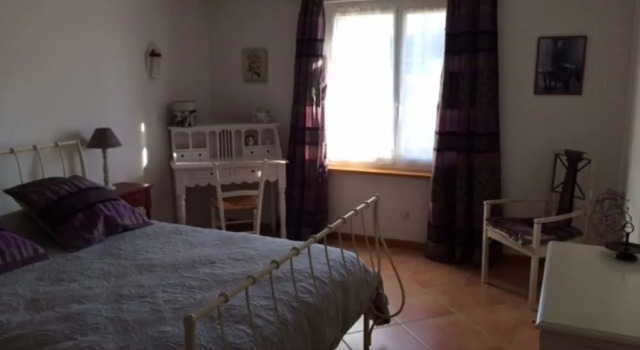 Domaine Sainte Marie Des Ollieux, Book Bed and Breakfast Hoteller i Corbières med parkering, Parkering