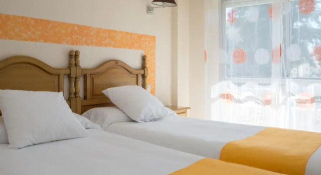 Семейный номер Standard Mare Estepona Hotel