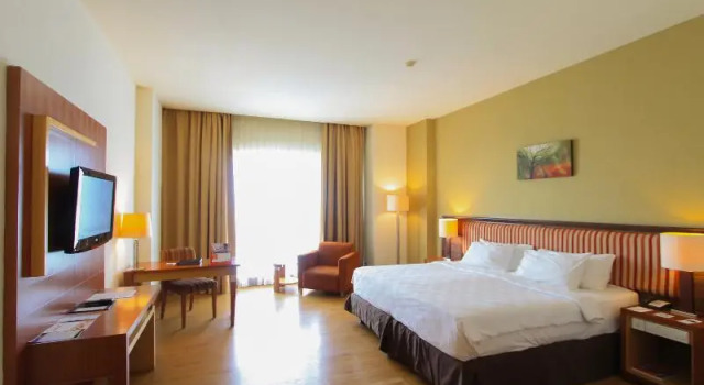 Двухместный номер Standard Swiss-Belhotel Maleosan Manado