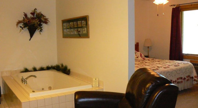 Wilder Inn, Забронировать Отель Эфрейм Door County