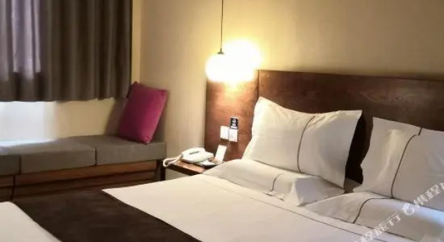 Lang Yun Ripple Hotel (Pingshan Hehualou county standard store), 预订 酒店 平山 河北