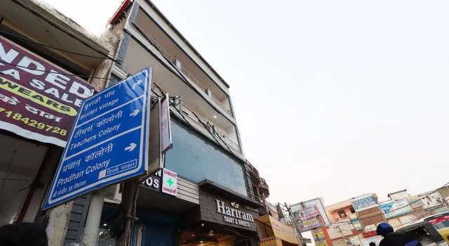 OYO 46761 Hotel Royal King Deluxe