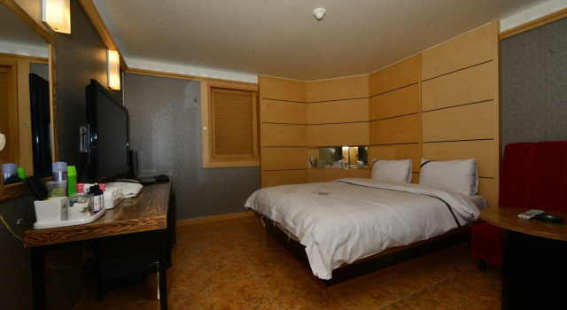 Yellow, Reserva ahora Hotel Hoteles baratos en Daegu, cerca de Estación de Daegu
