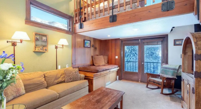 Manitou Lodge 5 Hotel Room by Alpine Lodging Telluride, Book Hotel Hoteller i Telluride Ski med parkering, Parkering