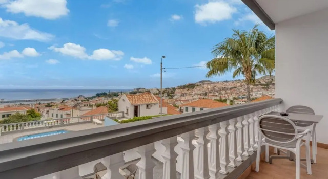 Апартаменты Villa Winter Apt 2 Stylish Stay Near Beaches
