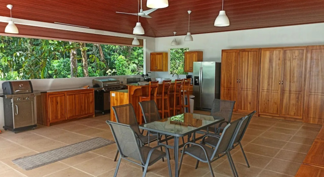 Коттедж Comfort с 2 комнатами с балконом и с видом на океан Casa Odi-SEA - Portasol Vacation Rentals