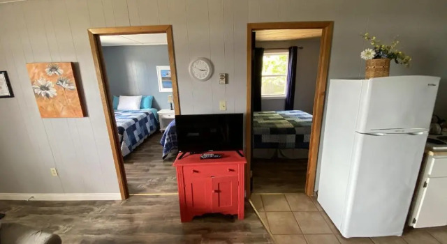 The Pines Motel and Cottages, Boek Motel Hotels in Prins Edwardeiland met zwembad, Zwembad