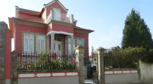 Casa do Sino de Aveiro, Varaa Hotelli Estarreja Beira Alta