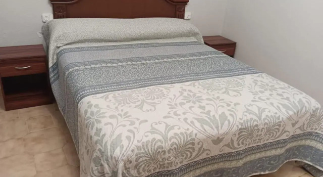 Piso de 4 habitaciones en el centro de Roses