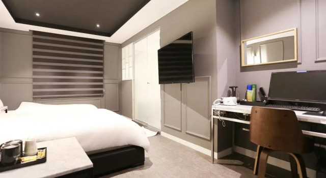Номер Deluxe Louis Hotel