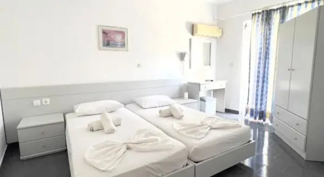 Atrium Apartment #1, Забронировать Апартаменты/квартира Дия Карпатос