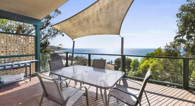 Cara, Book Hotel Hotels in Kennett River with Parking, Parking