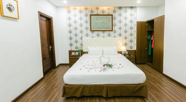 Двухместный номер Superior New Century Hotel