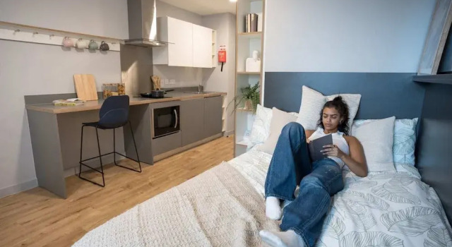 Апартаменты с 4 комнатами The West Wing in Cardiff - near Queens Street Railway Station