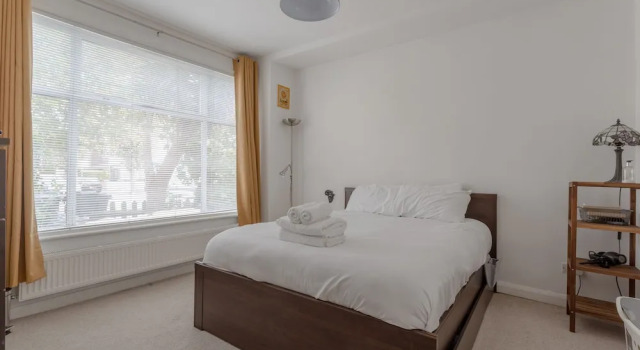 Bright Garden Flat In Wimbledon, Забронировать Отель Отели Англии 3 звезды, 3*