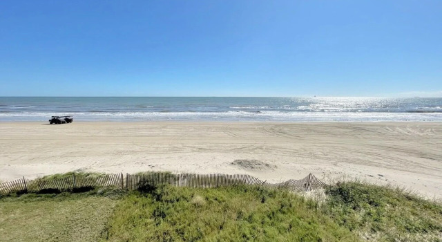 The Shore House 3 Bedroom Home by RedAwning, Book Lejlighed Bolivar Peninsula Houston