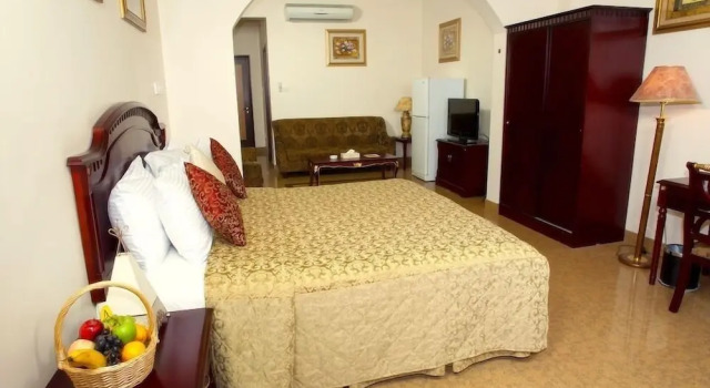 1 yatak odası çift kişilik süit Safeer International Hotel