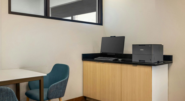 TownePlace Suites Dayton North, Book Hotel Dayton Ohio