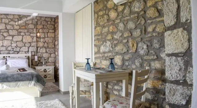 Coastal Stone Hideaway With Stunning Scenery, Prenota Casa vacanze Ville a Messenia, Villa