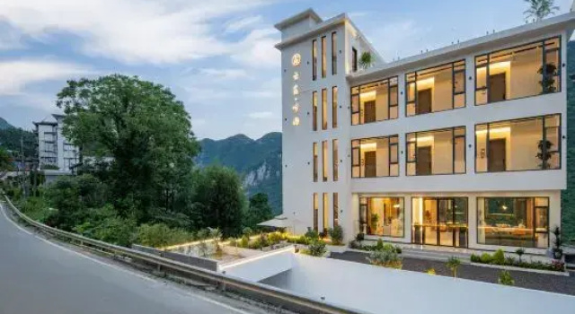 Yunsu · Tingyu Homestay, Забронировать Отель Отели Округа Эньши с парковкой, Парковка