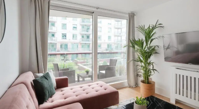 Апартаменты Riverside Balcony Apartments, 10 minutes from Oxford Circus