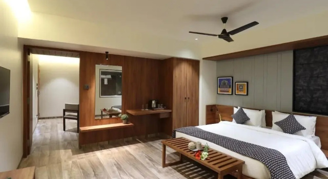 Люкс Deluxe Hotel Chitra Executive