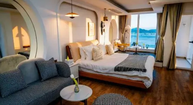 Люкс Classic Sea Symphony Hotel