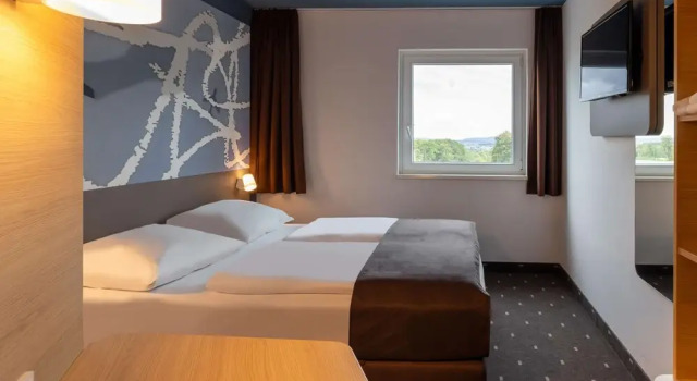 Двухместный номер Standard B&B Hotel Frankfurt-Hahn Airport